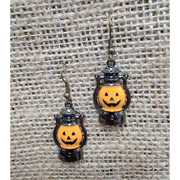 Handmade Jewelry - Halloween Fall Dangle Earrings Pumpkin JackOLantern Lantern New